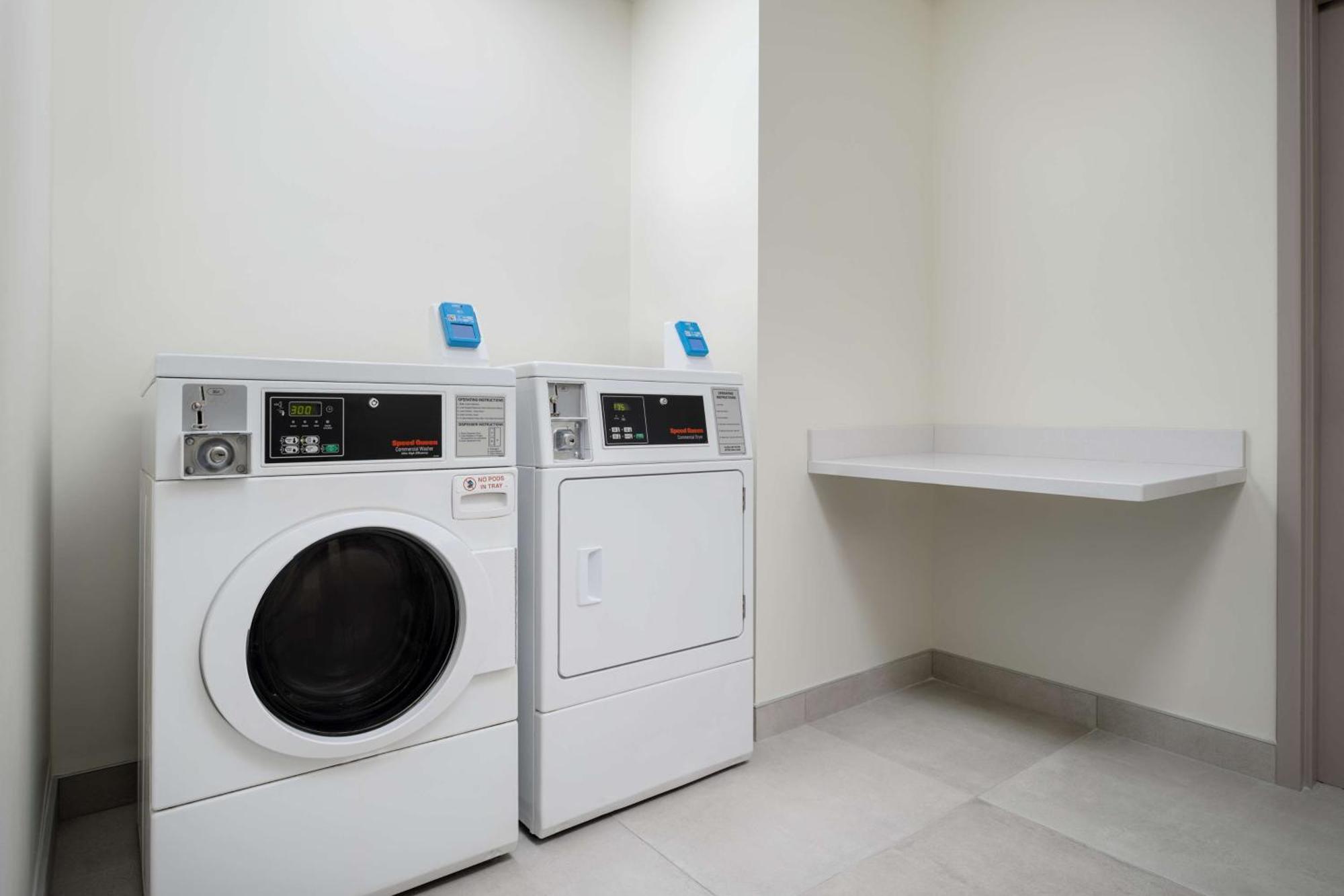 Hilton Garden Inn Huntsville South/Redstone Arsenal Ngoại thất bức ảnh